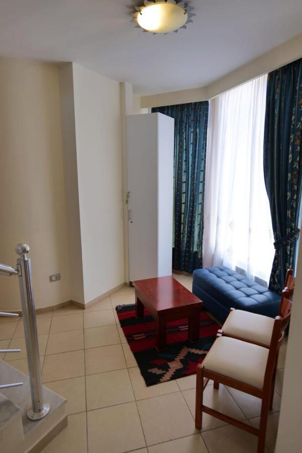 Hotel Veli Sarandë Buitenkant foto