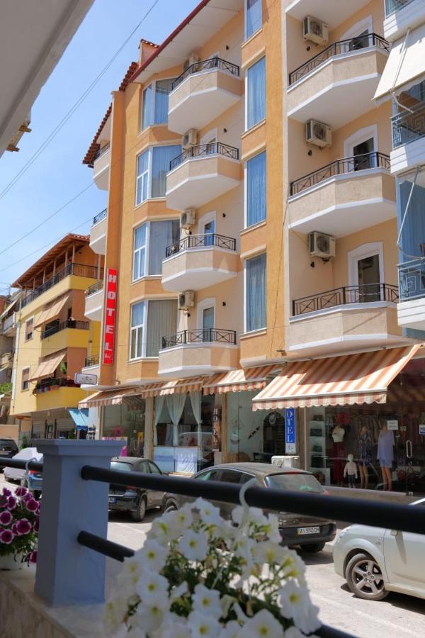 Hotel Veli Sarandë Buitenkant foto