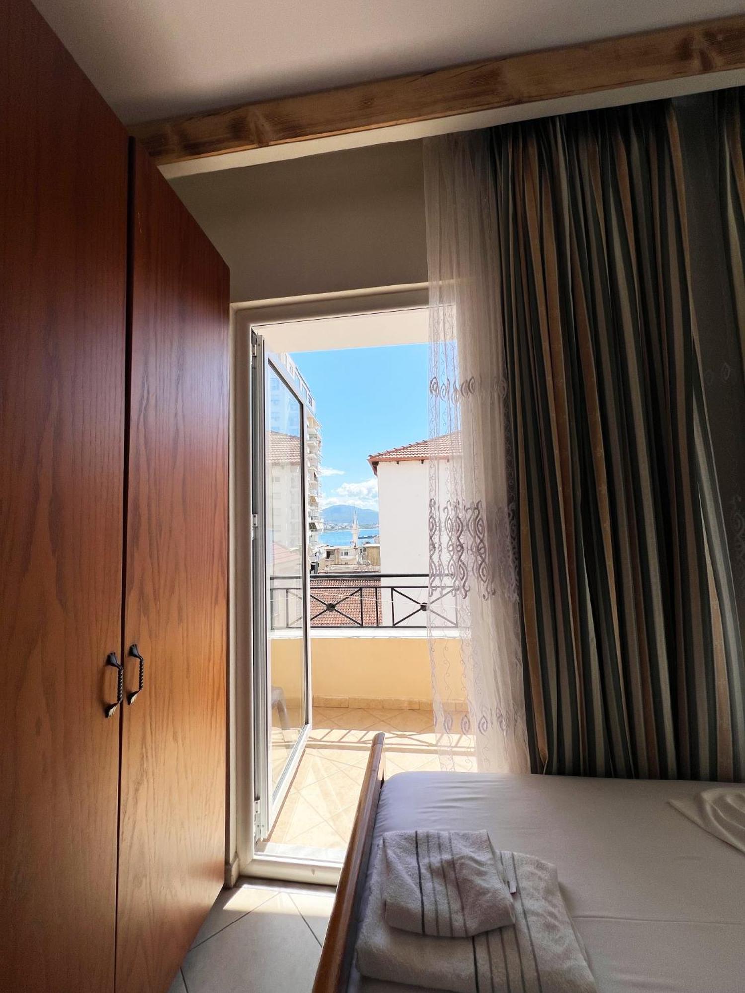 Hotel Veli Sarandë Buitenkant foto