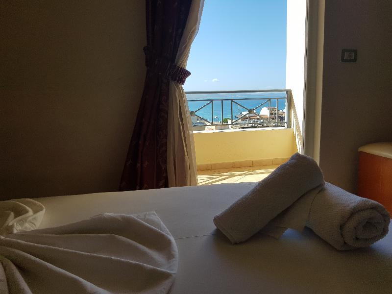 Hotel Veli Sarandë Buitenkant foto
