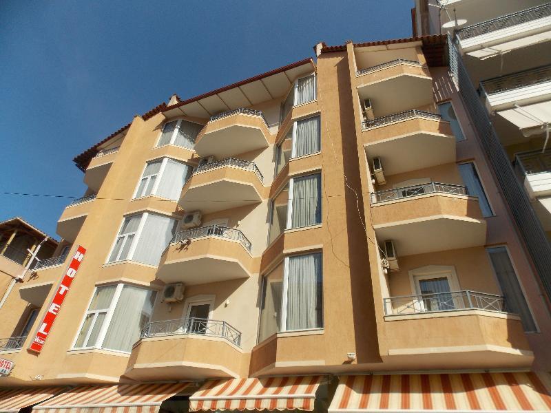 Hotel Veli Sarandë Buitenkant foto